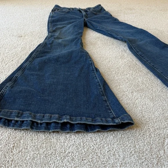 Wrangler Retro High Rise Trumpet Flare/Bell Bottom Jeans Size 26/32 - Picture 9 of 16